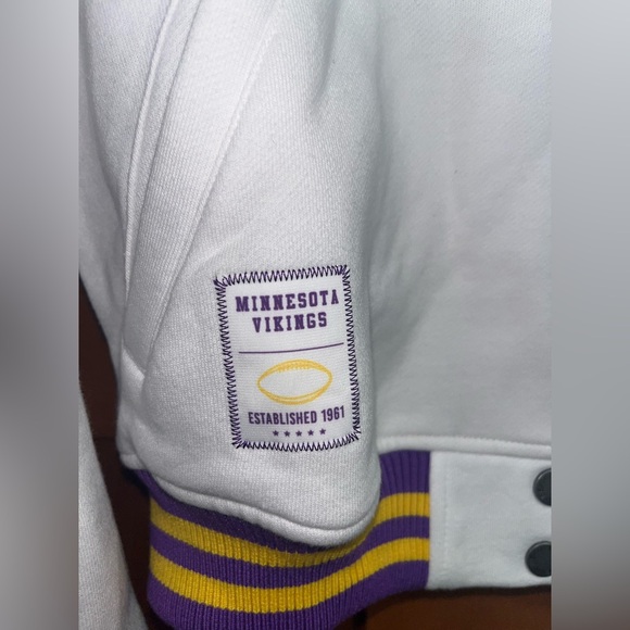 Minnesota Vikings NFL Women's Fleece Lightweight Jacket Snap Button Size XL NEW - Picture 4 of 8